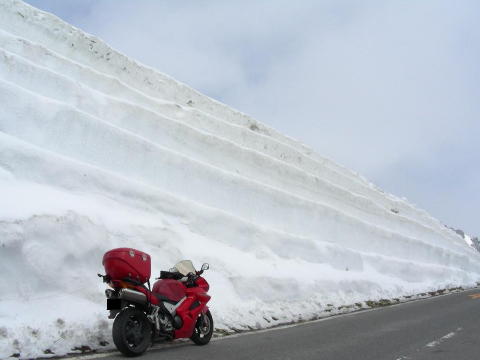 志賀高原・雪の回廊